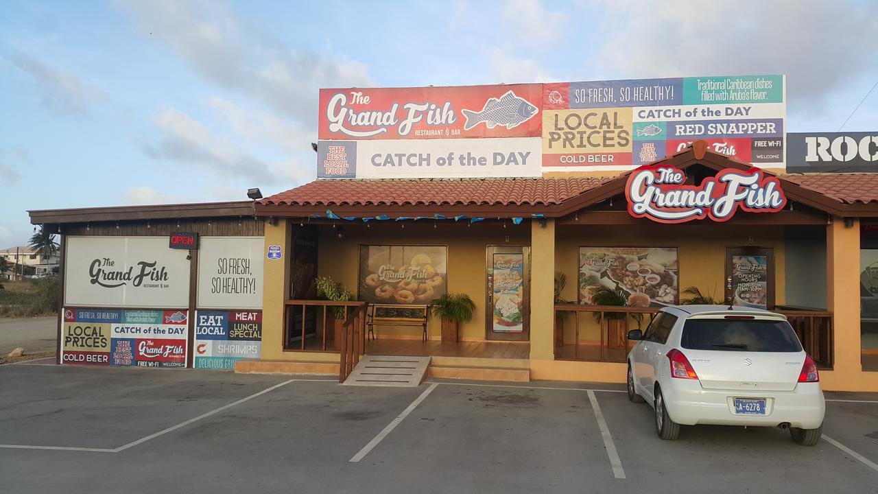 Buddha Studios Aruba Palm Beach Exterior foto